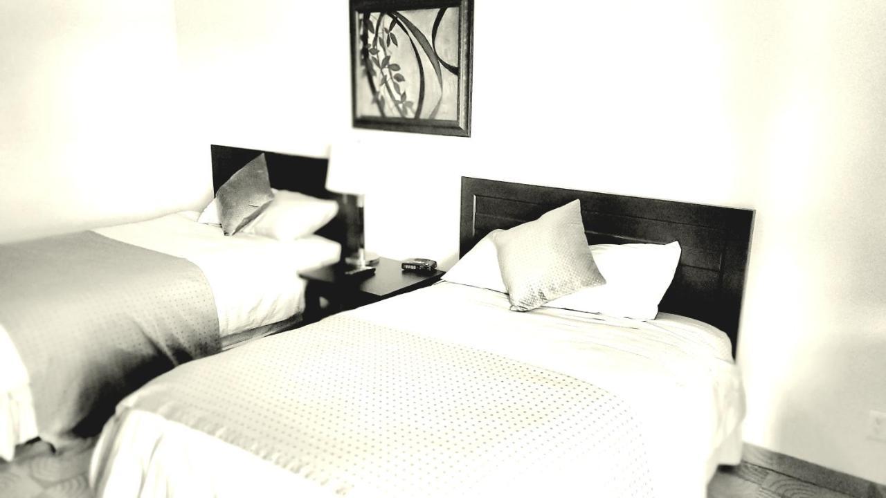 Shoreside Inn & Suites Wabamun ภายนอก รูปภาพ