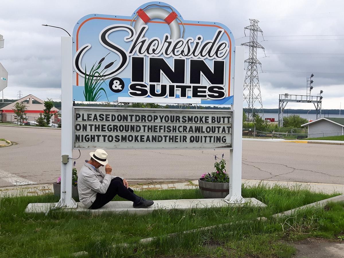 Shoreside Inn & Suites Wabamun ภายนอก รูปภาพ